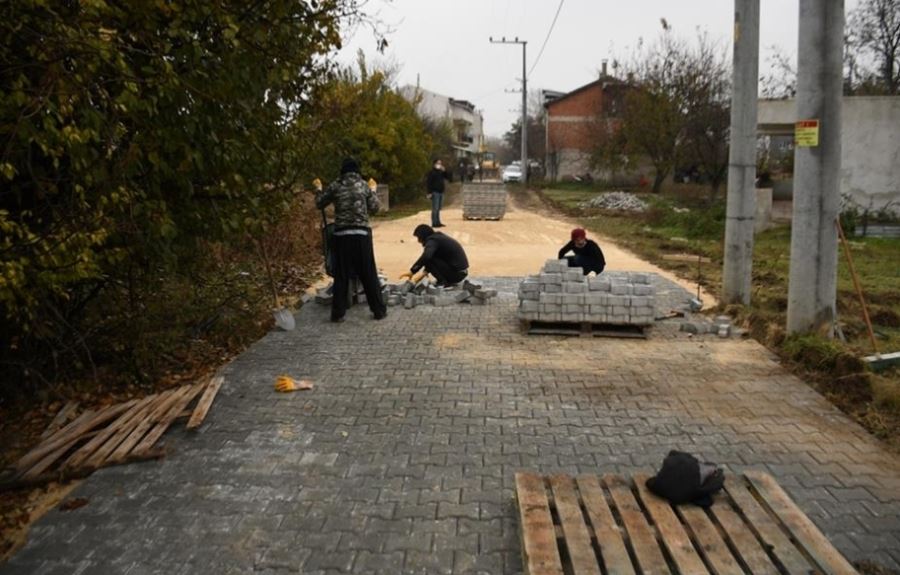 Deydinler Mahallesinde 2 Sokak Parke Taşla Kaplanıyor