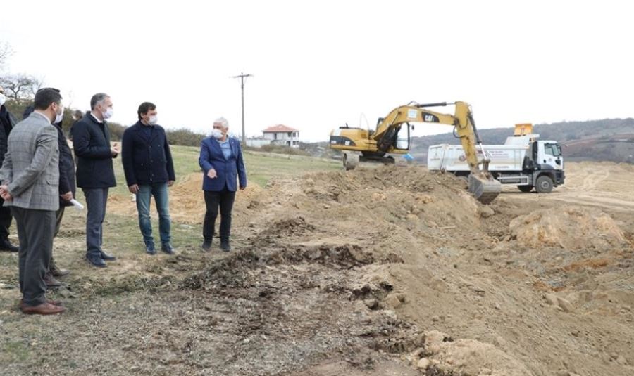 Halhalca Mahallesine Yeni Futbol Sahası Kazandırılıyor