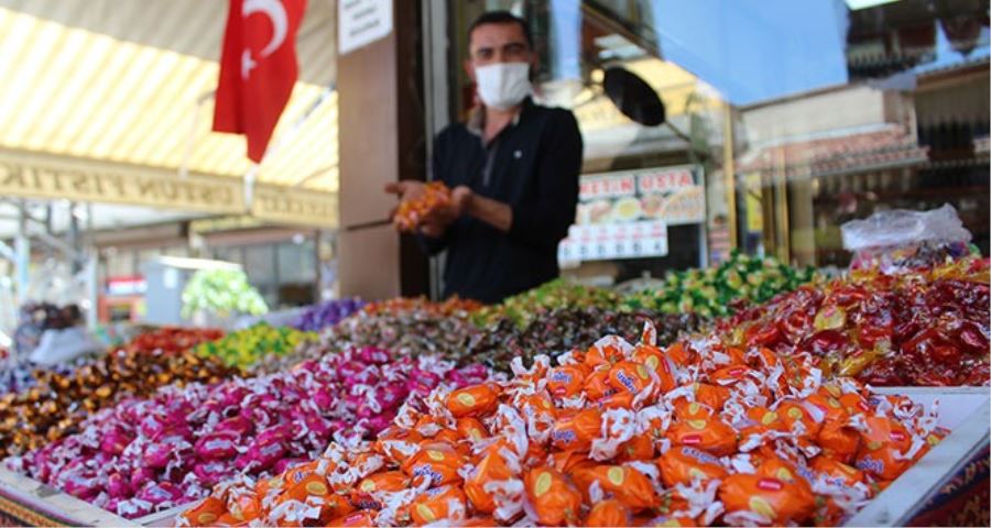 BELEDİYE’DEN FLAŞ KARAR KALDIRIM İŞGALİ SERBESTİSİ OLMAYACAK