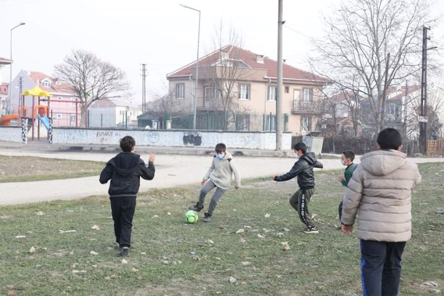 BAŞKAN TABAN SAHA İSTEYEN ÇOCUKLARLA BULUŞTU