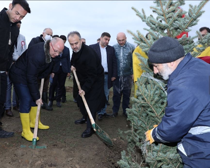 40 bin öğretmene 40 bin fidan