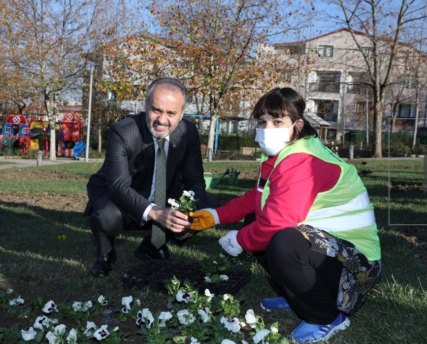 Bursa engelleri aşarak güzelleşiyor