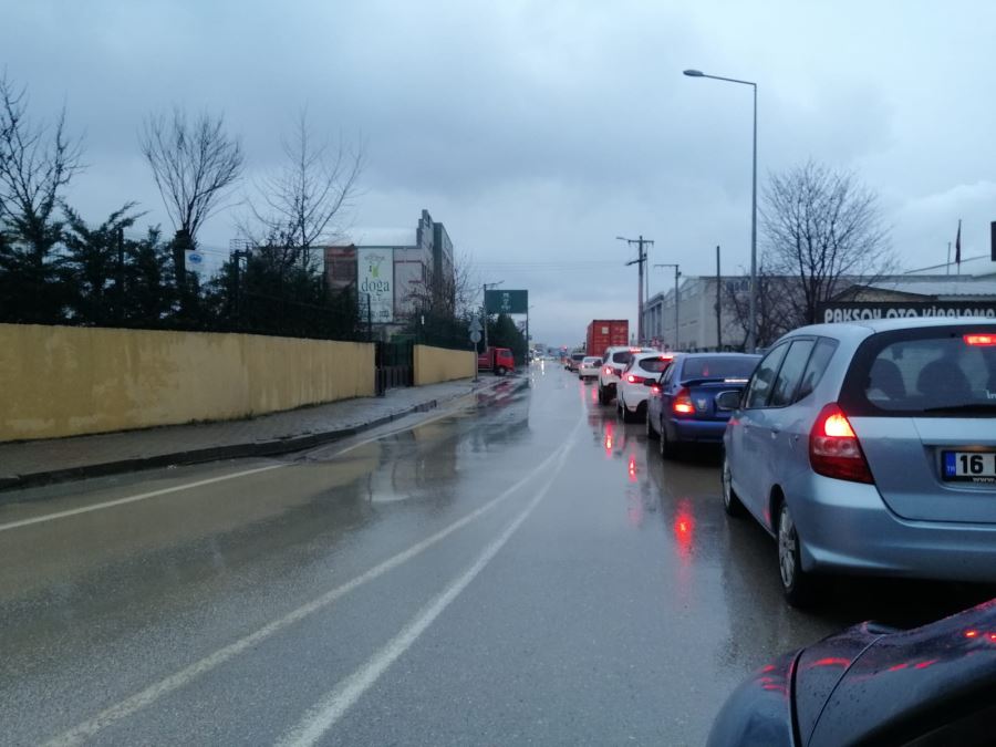 Kısa süreli trafik ışıkları Alanyurtluları bezdirdi