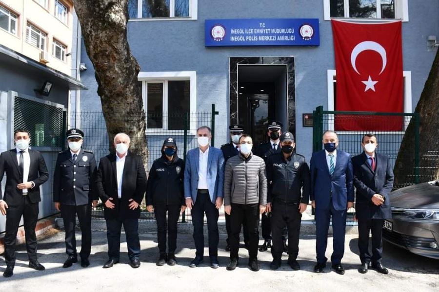 TÜRK POLİSİ GÜVEN VE HUZUR DEMEKTİR