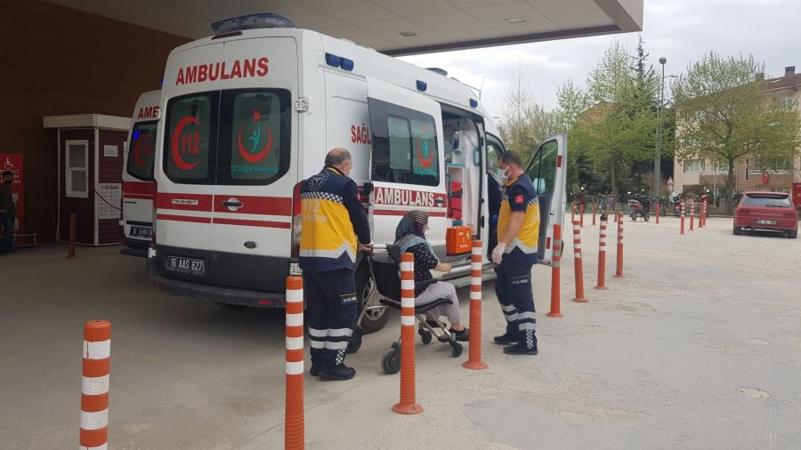 Elektrik akımına kapılan kadın hastaneye kaldırıldı