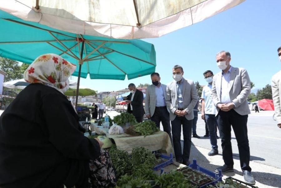 Protokol Üyeleri Semt Pazarlarını Denetledi