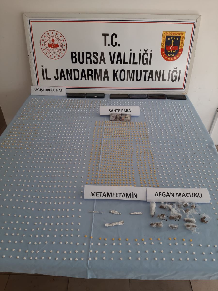 KAÇAKÇILARINA JANDARMADAN SUÇÜSTÜ