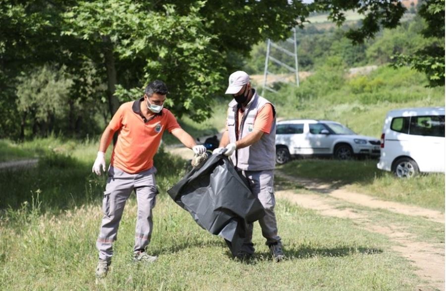 Temizlik İşleri Personelinden ‘Çevre’ Mesajı