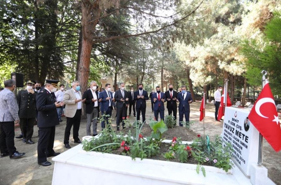 15 Temmuz Anma Programları Şehitlik Ziyaretiyle Başlad