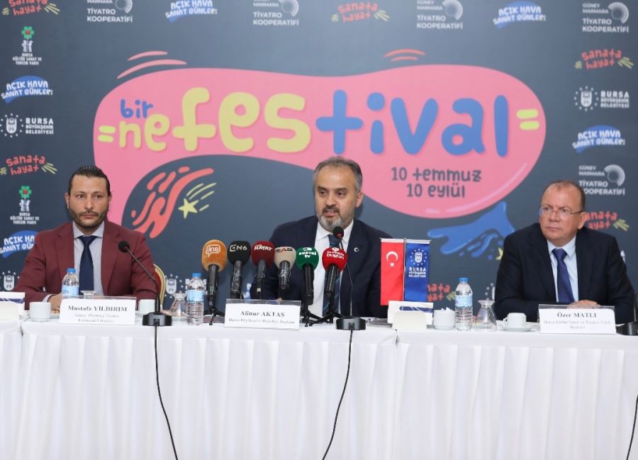 Sanatçıya destek halka moral festivali