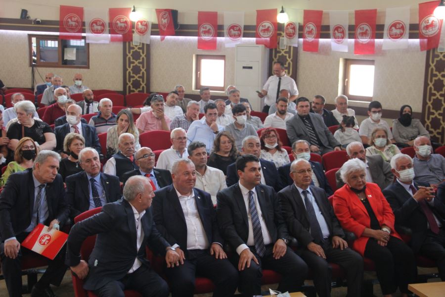 Demokrat Parti Genel Başkanı Gültekin Uysal’dan aşı çağrısı;