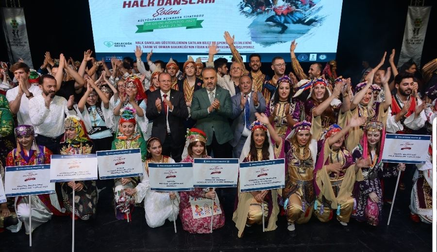 Halk danslarında muhteşem final