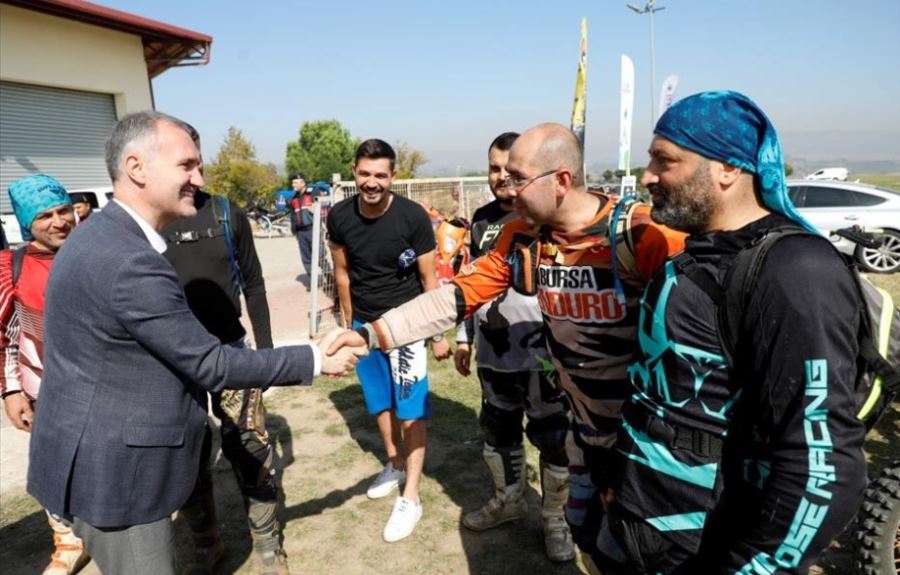 İnegöl’de Motocross Şov Nefesleri Kesti