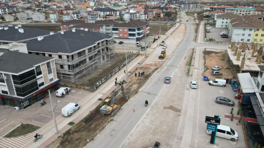 Akpınar Caddesinde Asfalt Çalışmaları Sürüyor