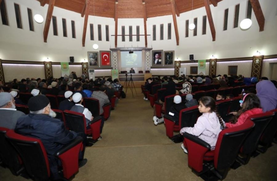 “Beklenen Gençlik” Semineri Düzenlendi