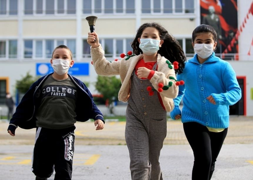 Okullarda yarı yıl tatilinin ardından ilk ders zili yarın başlıyor