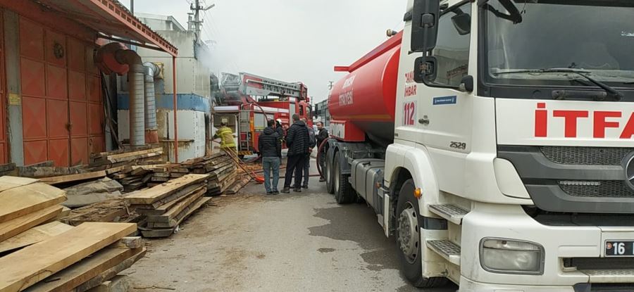 fabrikanın talaş silosunda çıkan yangın söndürüldü