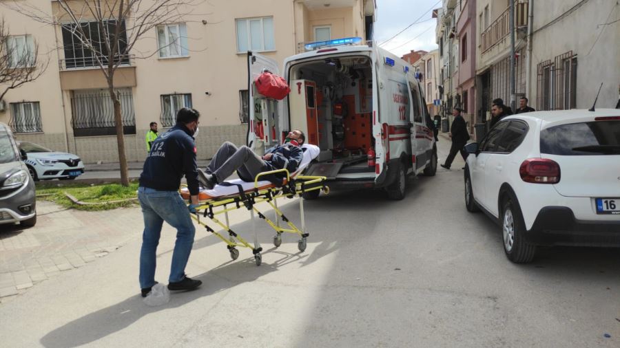 Otomobil ile çarpışan triportor sürücüsü yaralandı