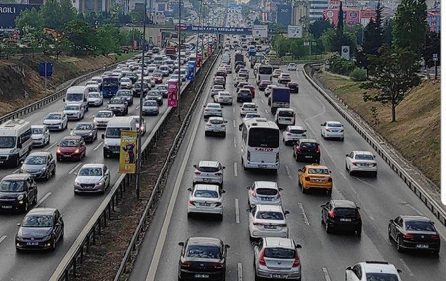 Trafik sigortası poliçelerinde azami pirimler yüzde 25 olacak