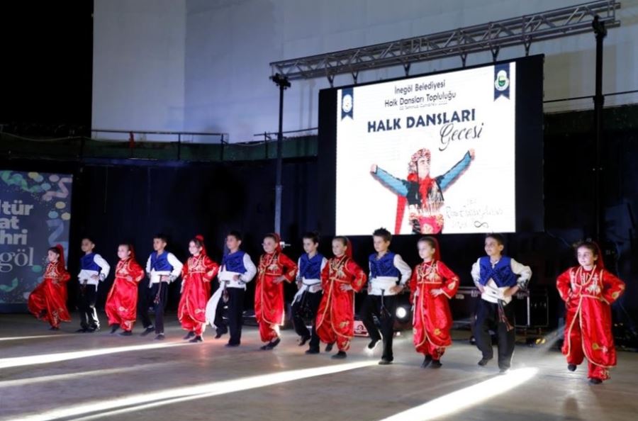 İnegöl Belediyesi Halk Dansları Topluluğundan Muhteşem Gece