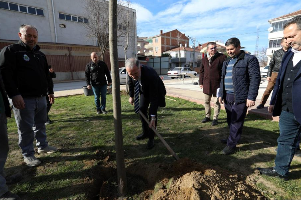 İnegöl’de Eski Parklar Yenileniyor