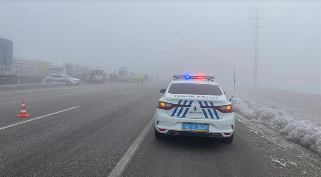 Askeri aracın tıra Çarpması sonucu 2 asker şehit oldu, 2 asker yaralandı