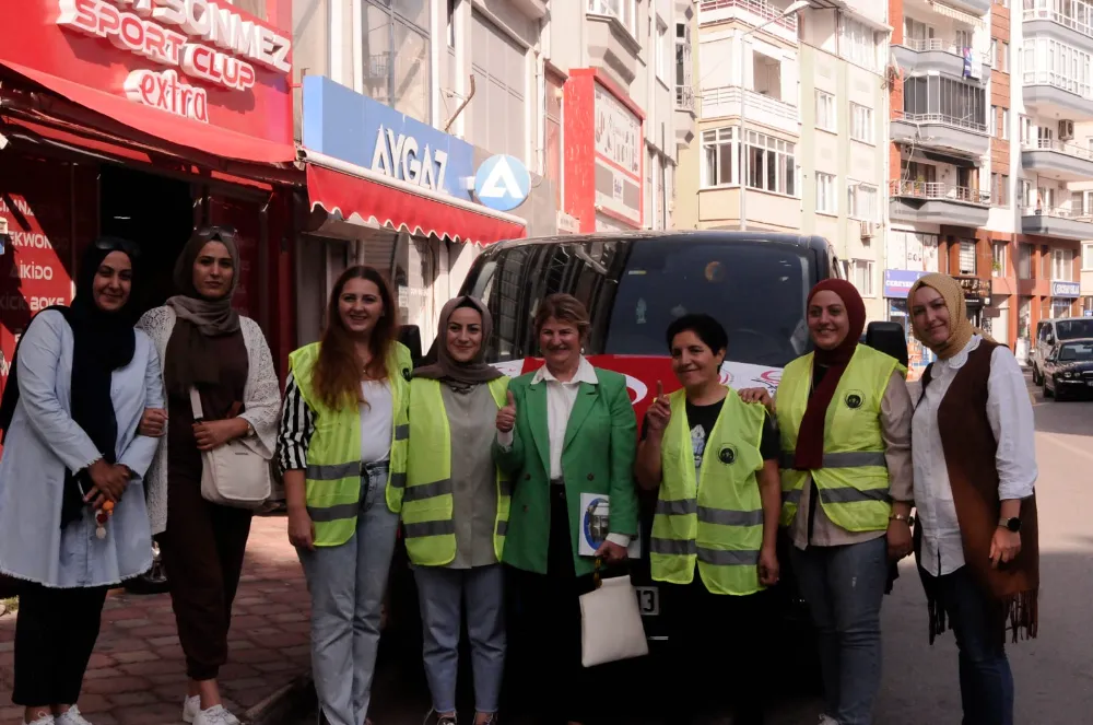 Mudanyalı hayırseverlerden Hataylı depremzede öğrencilere yardım 