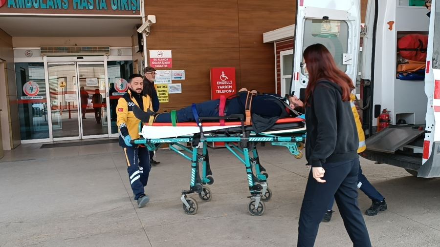 İş yerinde yüksekten düşen genç yaralandı