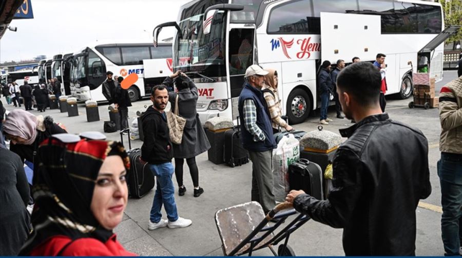 Bayram için otobüs biletleri  tükendi, ek seferler düzenlendi