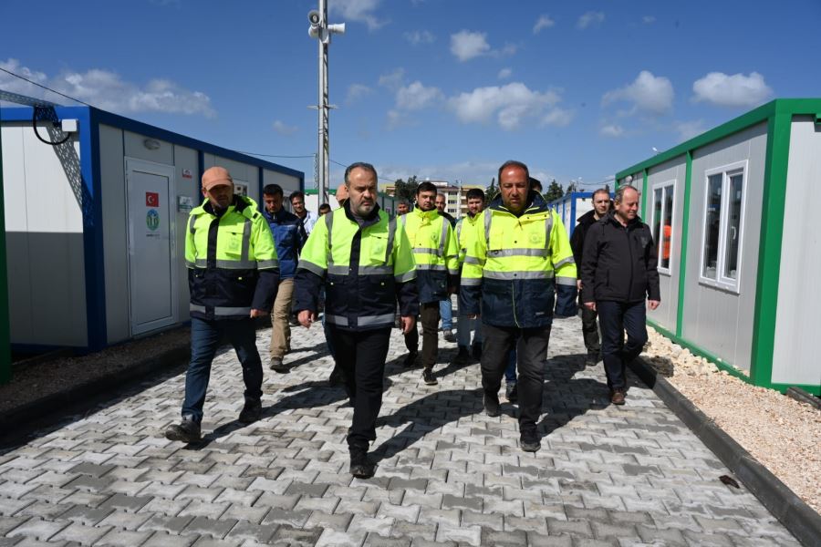       Büyükşehir’in Hatay mesaisi sürüyor