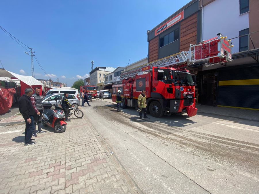 Koltuk imalat işletmesinde küçük çaplı yangın