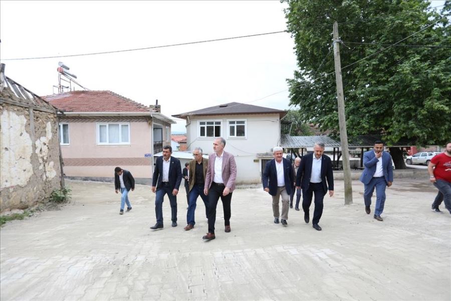 Çavuşköy Mahallesinin Altyapı Ve Parke Taş Kaplamaları Tamamlandı