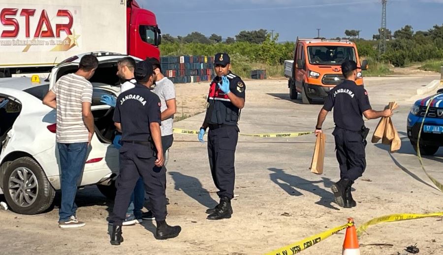 Hayatını kaybettiği kazada otomobilden çok miktarda uyuşturucu madde çıktı