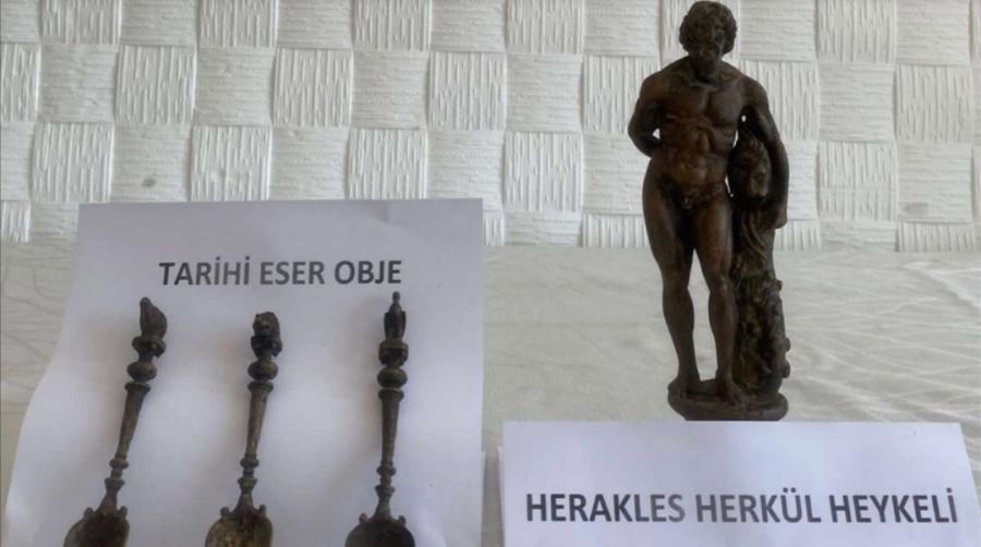 Tarihi eser  operasyonunda Herakles  heykeli ele geçirildi