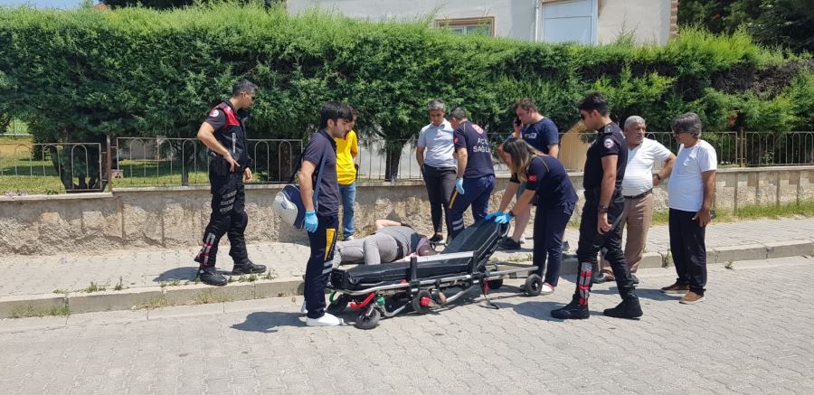 İnegöl’de motosiklet kazası, polislerin ilk müdahalesi