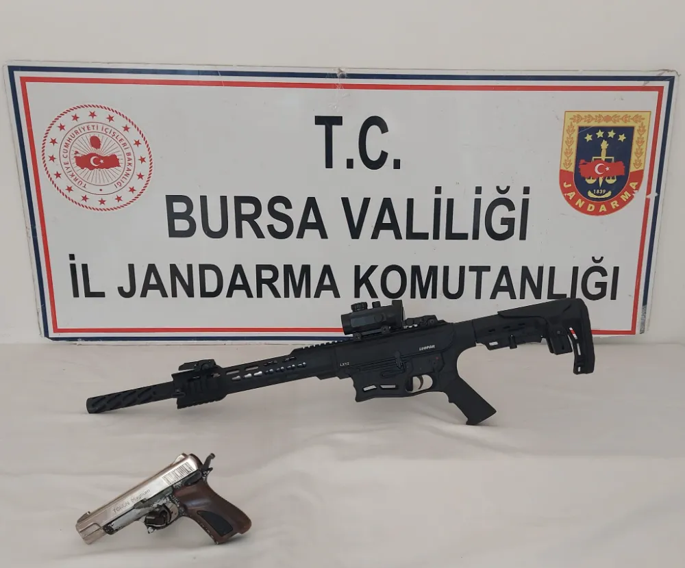 Rast gele ateş açan magandalar Jandarma tarafından kıskıvrak yakalandı 