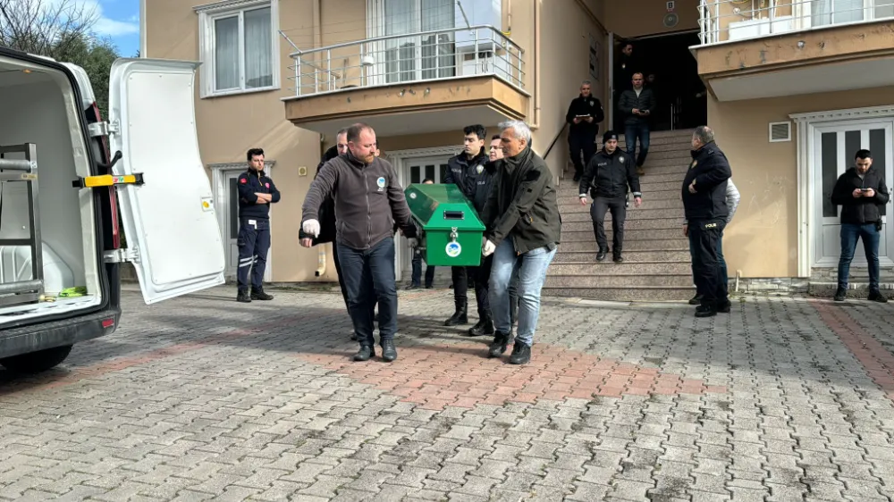 Karısını ve kızını silahla öldürüp annesini yaralayan polis intihar etti