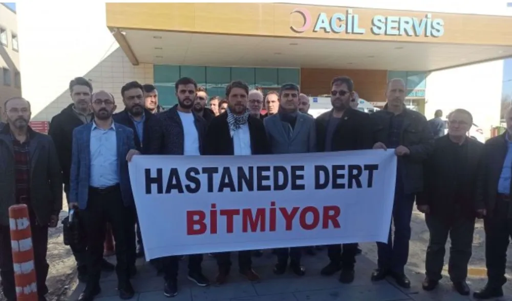 İnegöl Acil Servis önünde eylem yaptılar! ‘Hastane acillik’