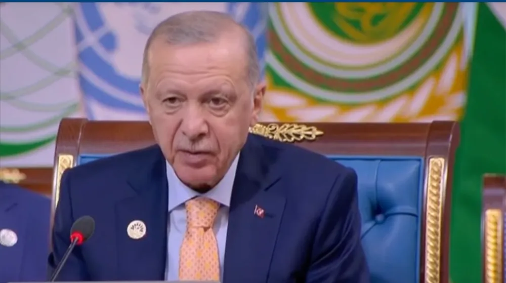 Cumhurbaşkan Erdoğan:  Bölgemizde barışın tesisi için D-8  ülkeleri olarak daha fazla çaba  harcamalıyız