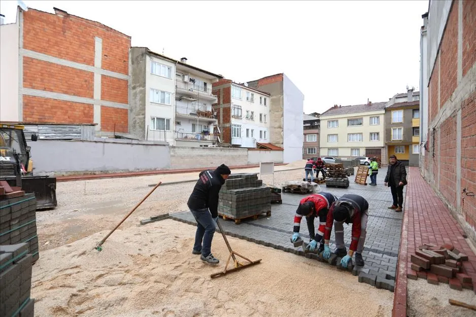 Mahalle Otoparkları Merkeze Nefes Aldırıyor