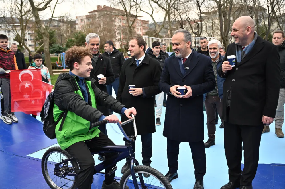 Şehit Erhan Öztürk Parkı, yenilenen yüzüyle hizmette