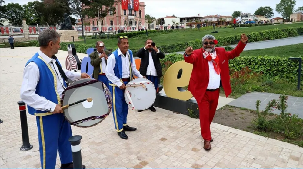 Romanlar Kakava öncesi hazırlıkyapıyor