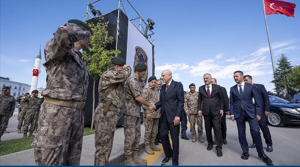 MHP Genel Başkanı Bahçeli, Özel Harekat Başkanlığını ziyaret etti