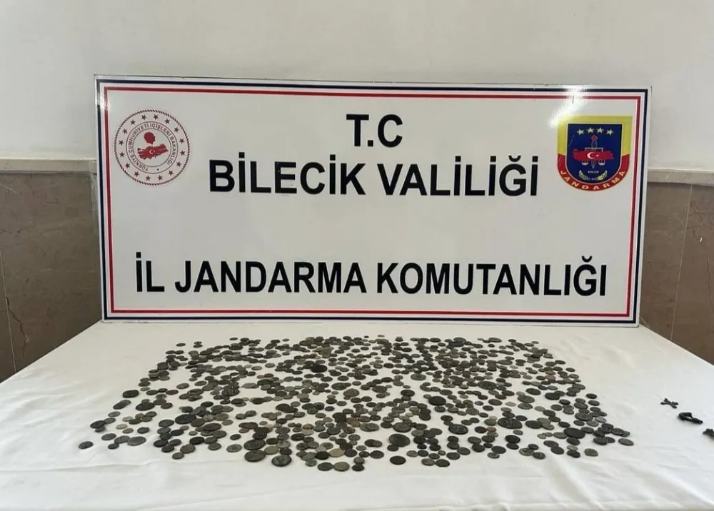 Otomobilde 794 sikke ele geçirildi