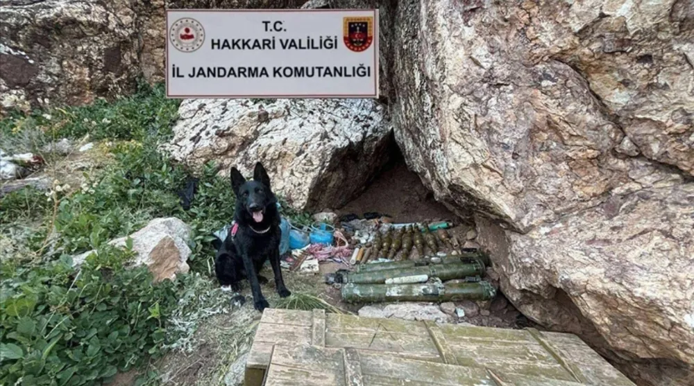 Hakkari kırsalında mühimmat ve patlayıcı düzenekleri ele geçirildi