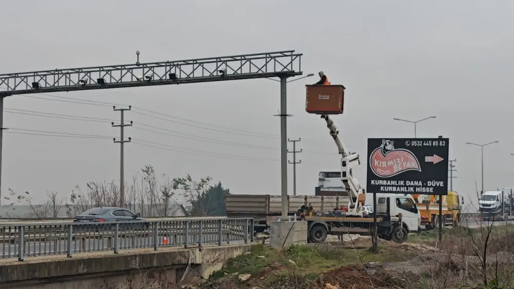 Bursa-Ankara Karayolunda Bakım Çalışması Trafiği Aksattı