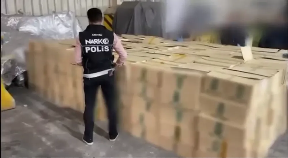 Derince Limanı’nda 1,5 Ton Skunk Ele Geçirildi: 5 Şüpheli Yakalandı