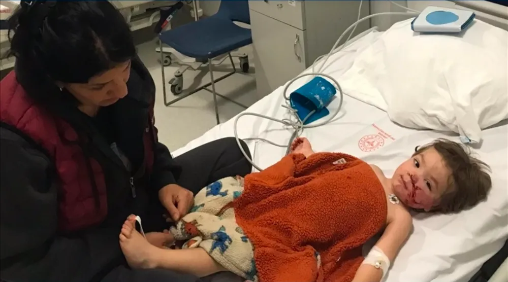 Pitbull cinsi köpeğin saldırısına uğrayan 2 çocuk  yaralandı