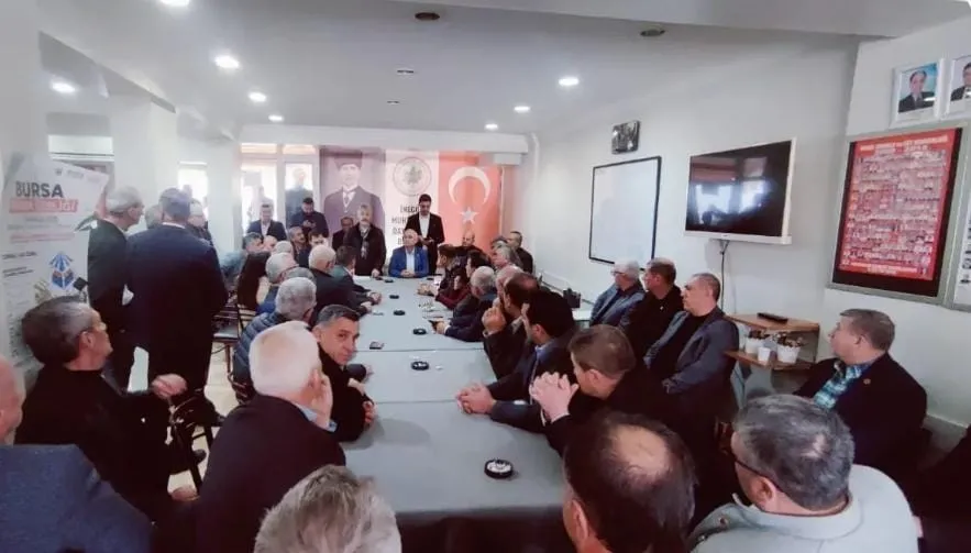 İnegöl Muhtarlar Derneği’nde Olağanüstü Genel Kurul: Başkanlığa Eyüp Arslan Seçildi