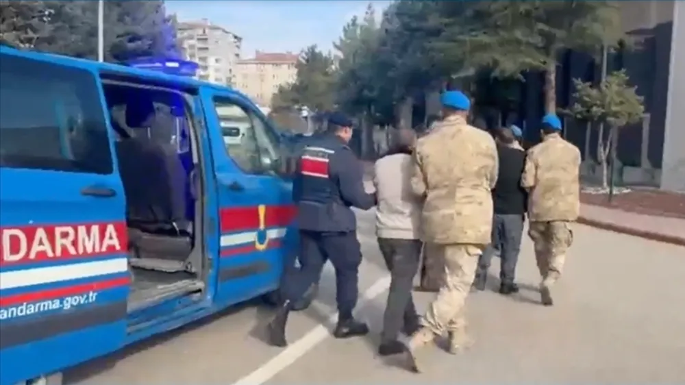 Tefecilik, yağma ve  tehdit suçlarına yönelik  operasyonlarda 25 şüpheli  yakalandı